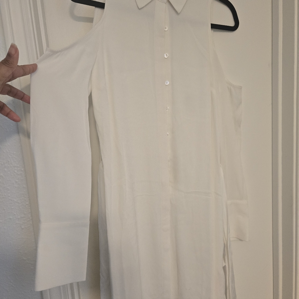 Elegant White Cold Shoulder Women's Dress
